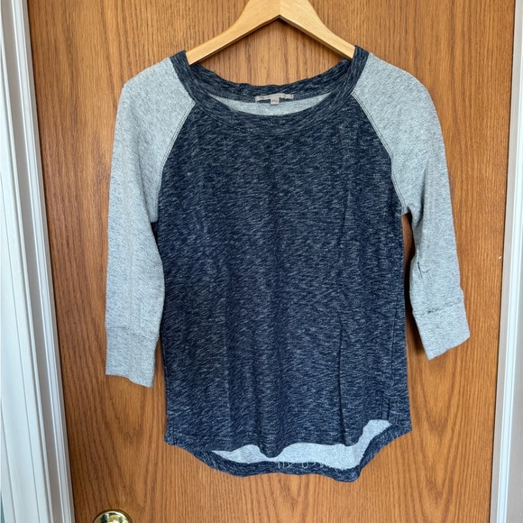 Gap xs 3/4 length tee - Picture 1 of 5